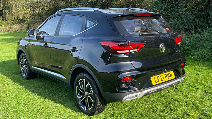 Black MG ZS rear