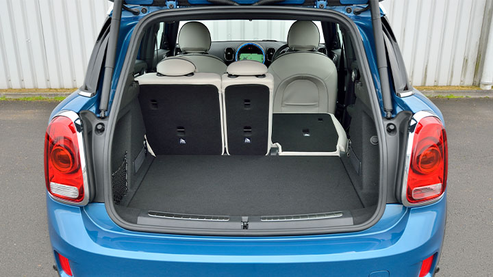 MINI Countryman, boot and rear seats