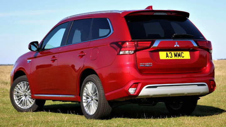 Mitsubishi Outlander PHEV Rear