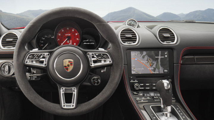 Porsche 718 Boxster Interior