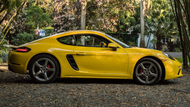 Porsche 718 Cayman