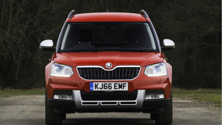 Orange Skoda Yeti Front Static