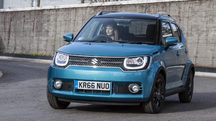 Blue Suzuki Ignis Exterior Front Driving