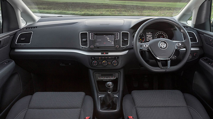 Volkswagen Sharan cabin