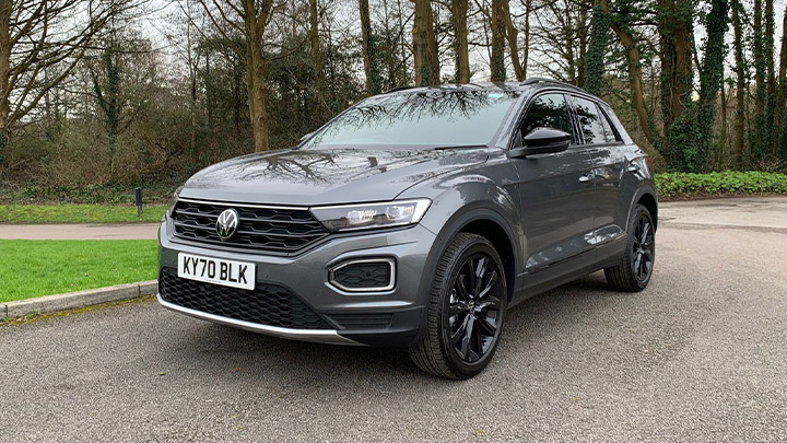 Volkswagen T-Roc front