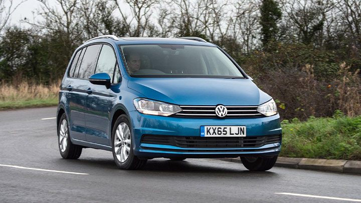 Volkswagen Touran front