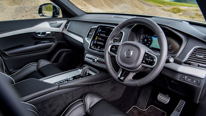 Volvo XC90 Interior