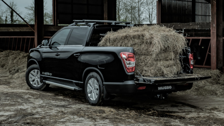 Ssangyong Musso Load Area