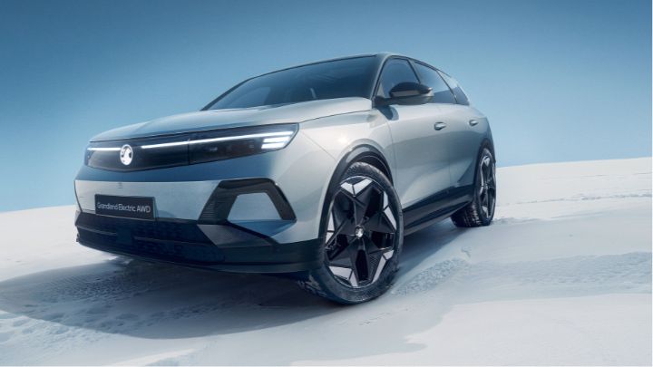 Vauxhall Grandland Electric All-Wheel Drive parked in the snow