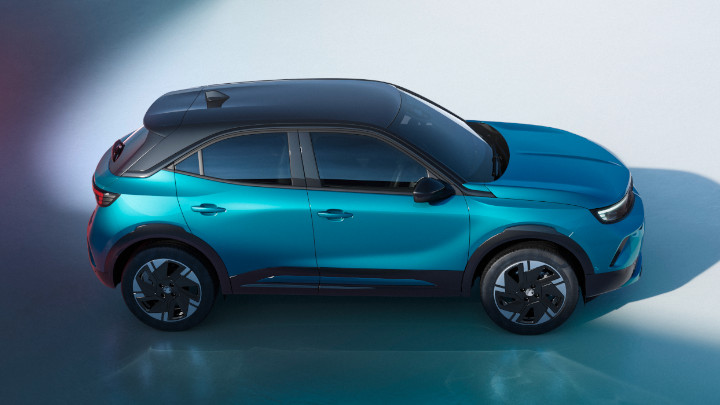 Vauxhall Mokka Side Angle