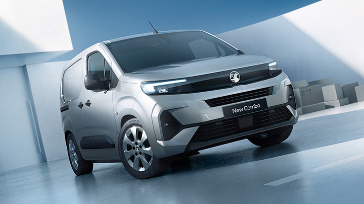 Silver Vauxhall Combo Van Front